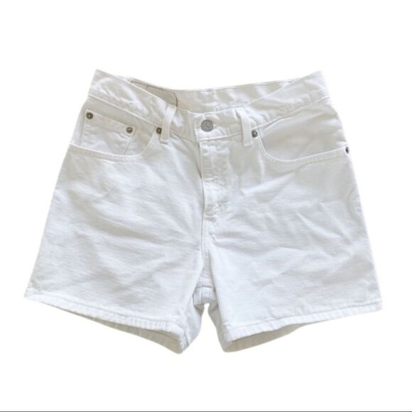 RARE VINTAGE LEVI’S White High Rise Denim Shorts - Picture 4 of 7